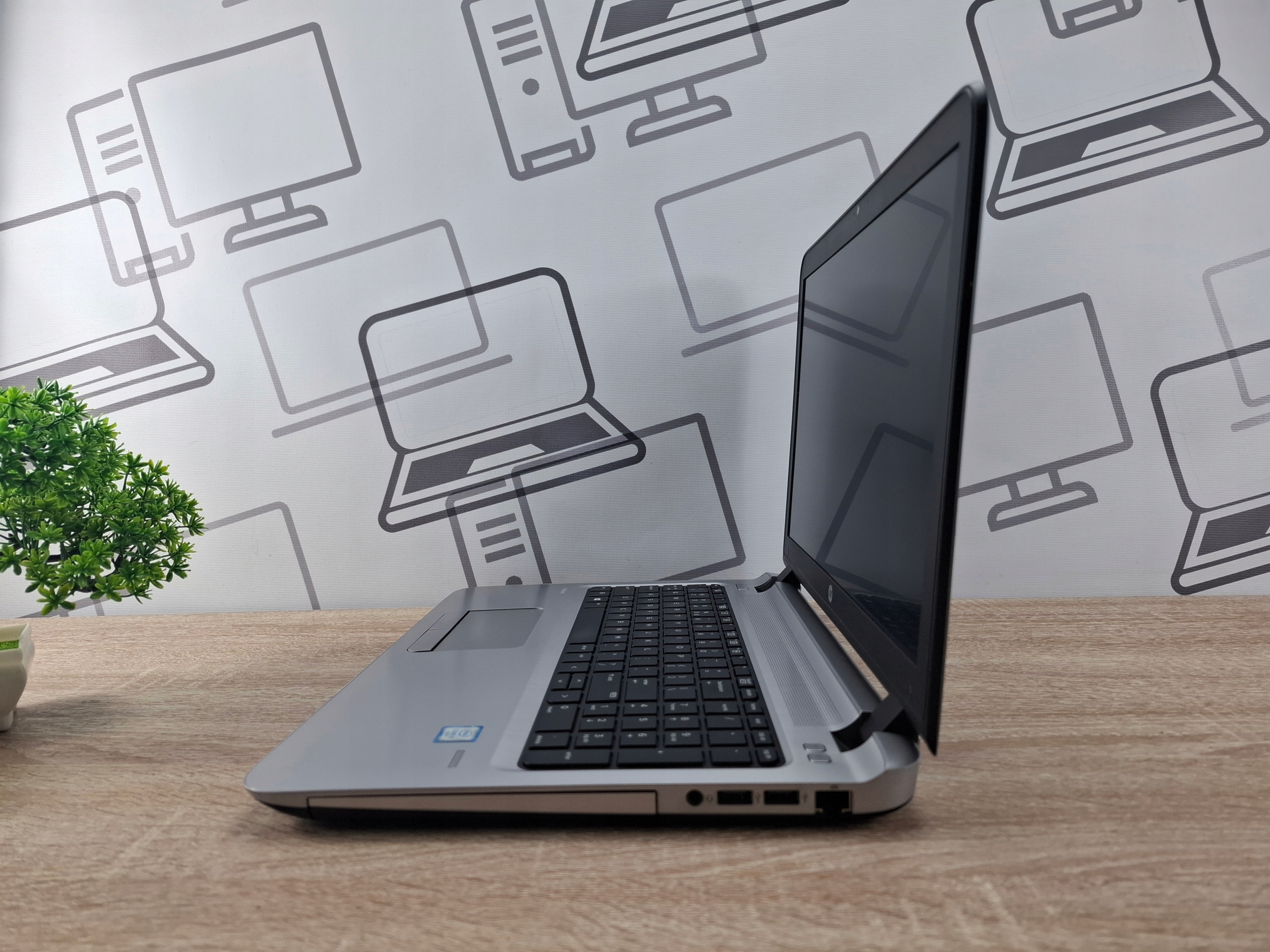 HP ProBook 440 G3 i3-6100U 8 GB 2 TB SSD 14" HDMI WIN10 - immagine 7
