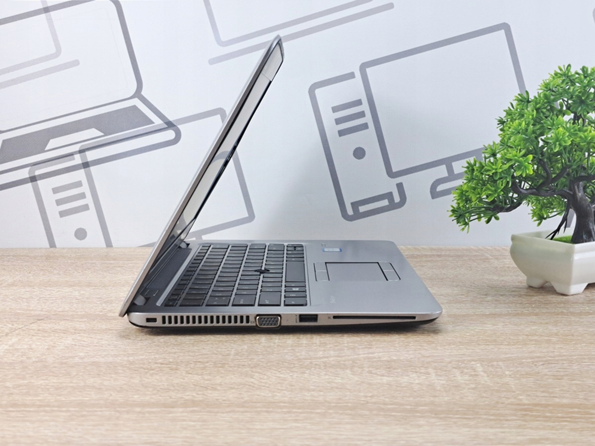 HP EliteBook 820 G3 i5-6 gen. 4 GB 2 TB SSD HD WIN10 - immagine 5