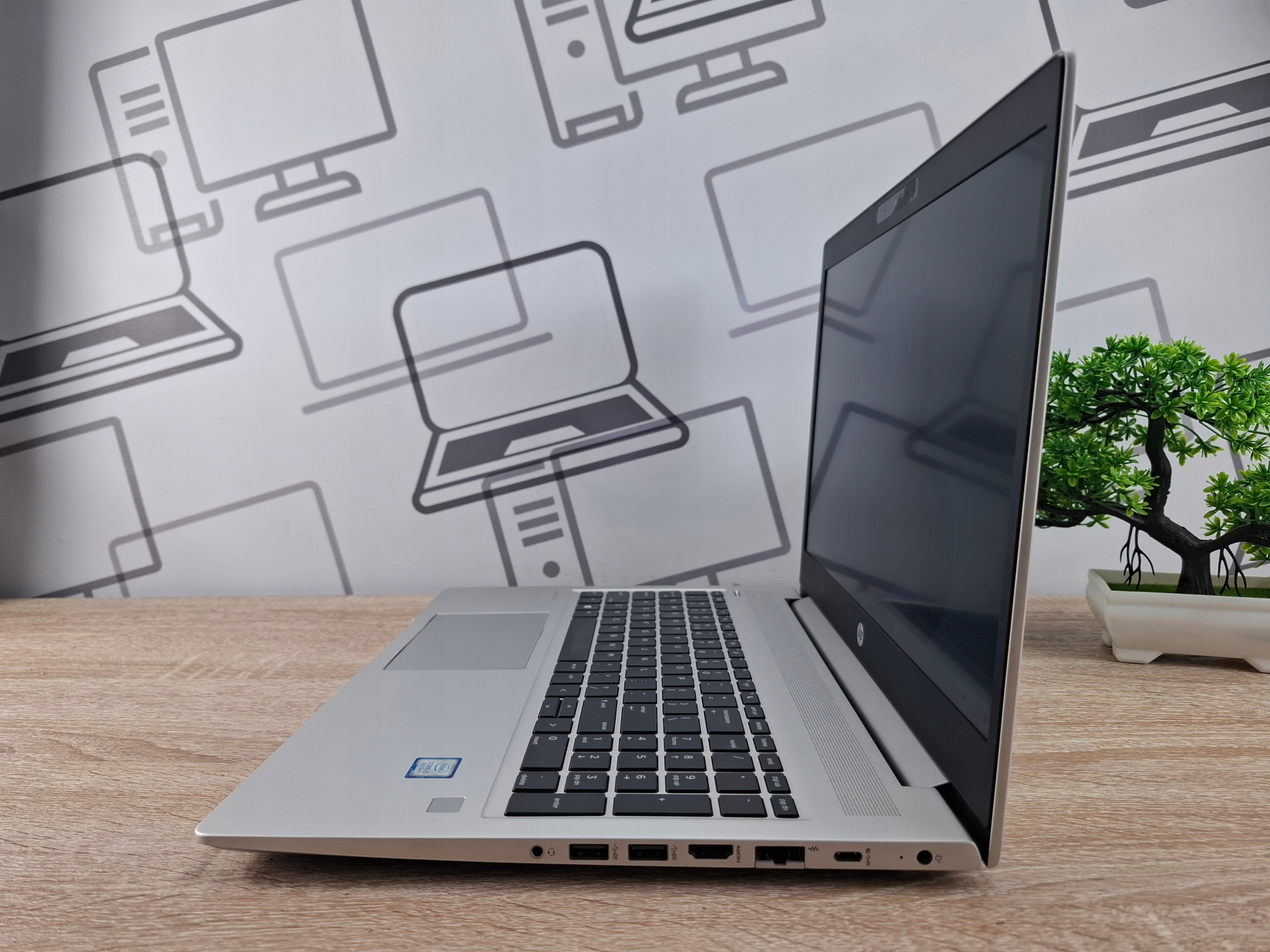 Laptop HP ProBook 450 G6 i5-8265U 32 GB 512 GB SSD Windows 11 NUOVO DISCO - immagine 7