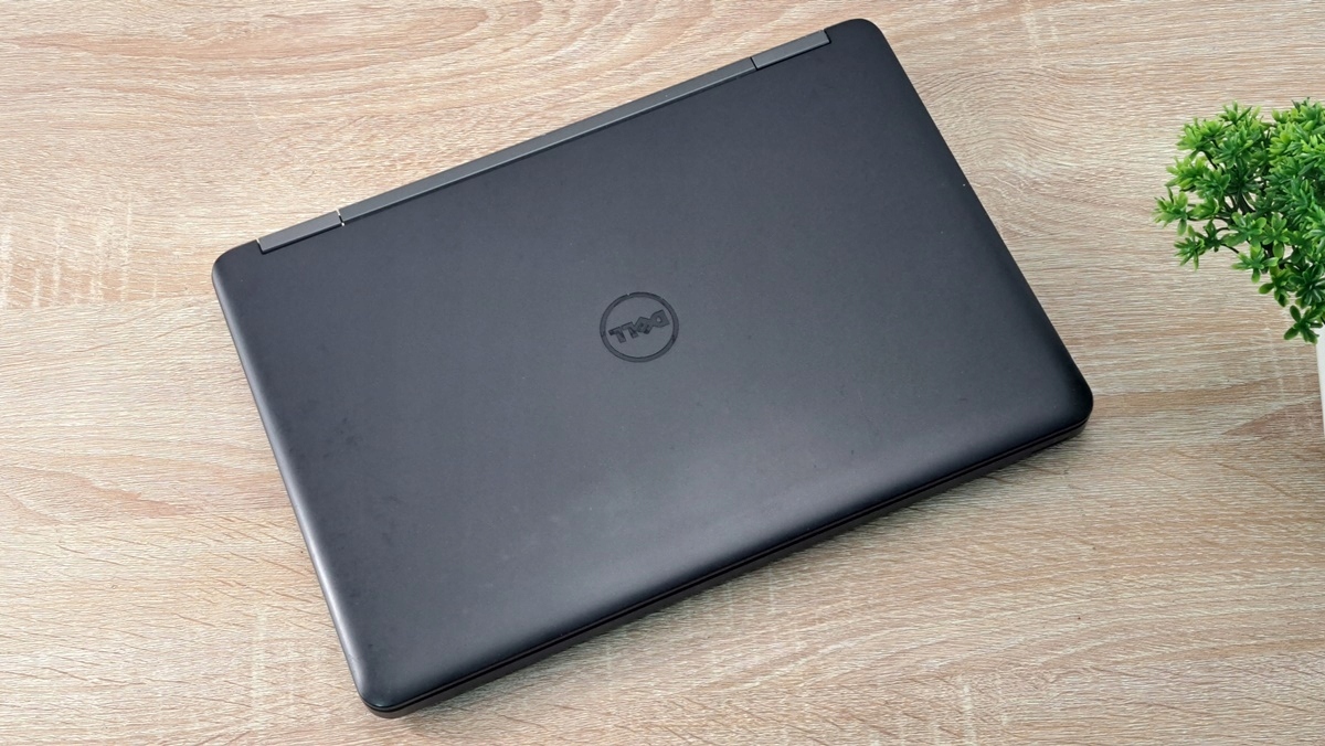 Dell Latitude E5440 i5-4300 8 GB 1 TB SSD WIN10 - immagine 4