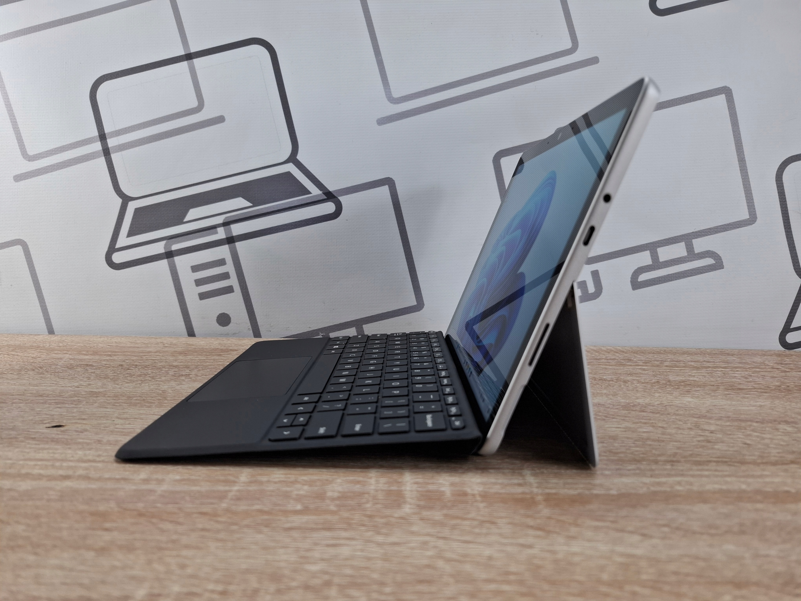 Tablet Microsoft Surface GO 2 1926 8 GB 128 GB 2 in 1 WIN11 + TASTIERA - immagine 5