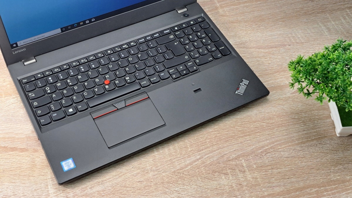 Lenovo ThinkPad T560 i5 8 GB 128 GB SSD 15,6" FullHD WINDOWS 10 - immagine 7