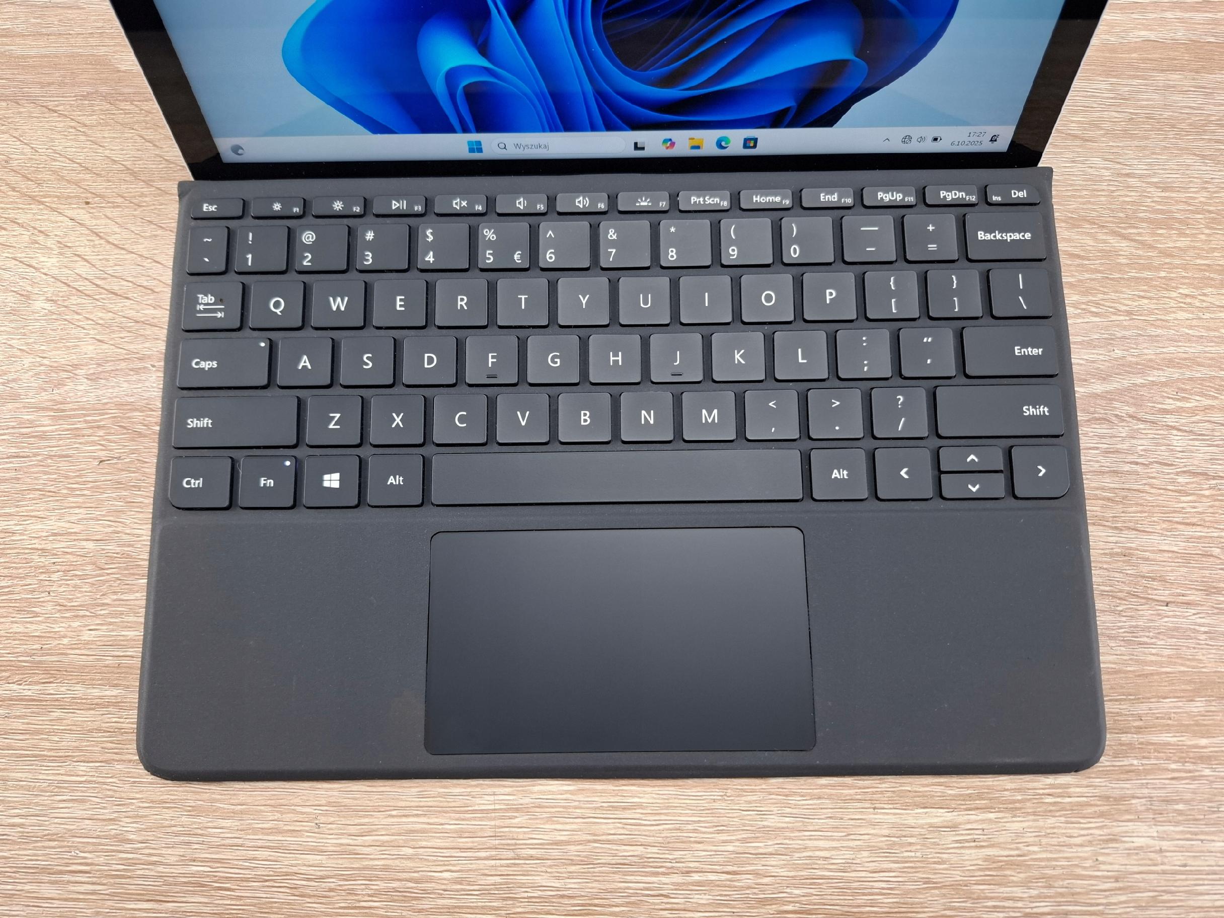 Tablet Microsoft Surface GO 2 1926 8 GB 128 GB 2 in 1 WIN11 + TASTIERA - immagine 6