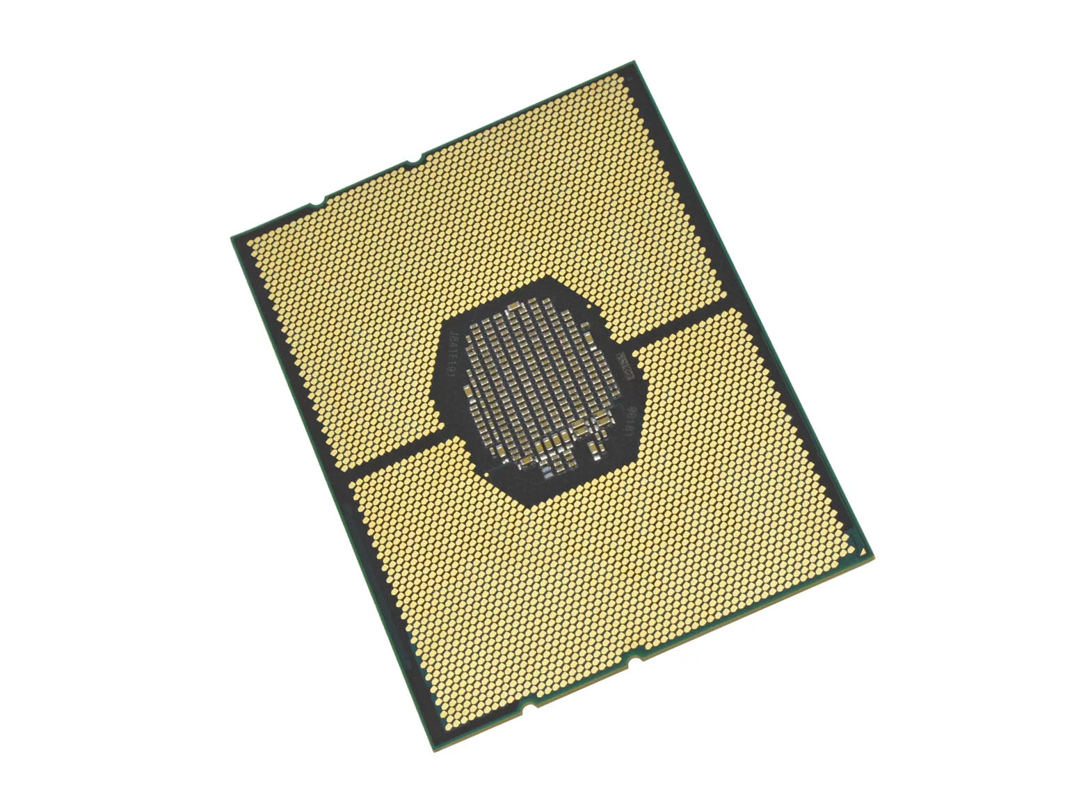 Processore Intel Xeon Gold 6146 3,20 GHz 12 core 24,75 MB L3 FCLGA3647 SR3MA - immagine 6