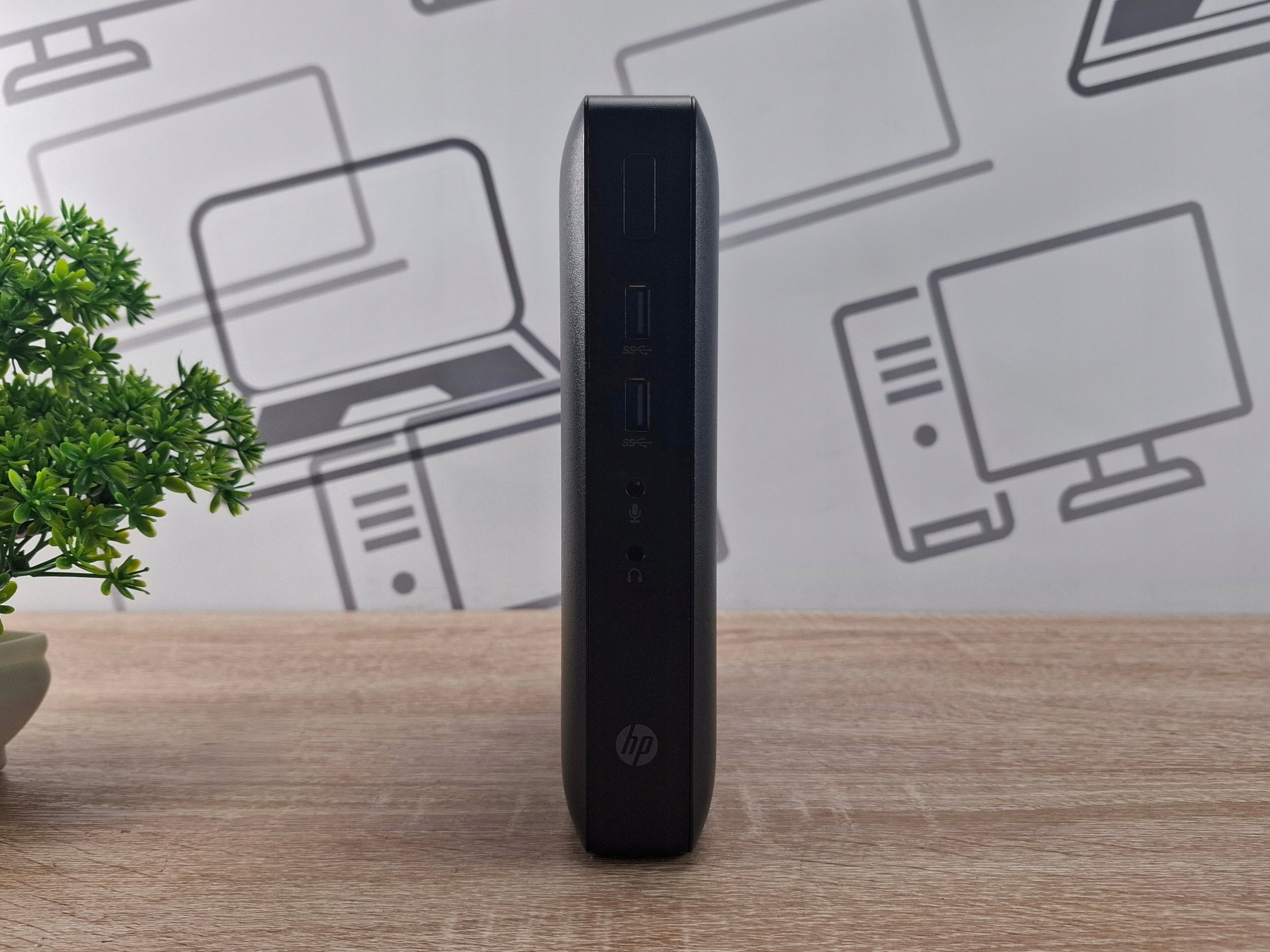 Terminale Mini PC HP T520 GX-212JC 4 GB RAM 16 GB M2 SSD - immagine 9